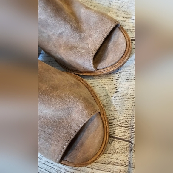 Vince Camuto Women's Size 8 Kyleena Open Toe Block Heel Fringe Festival Shoe - Picture 10 of 13